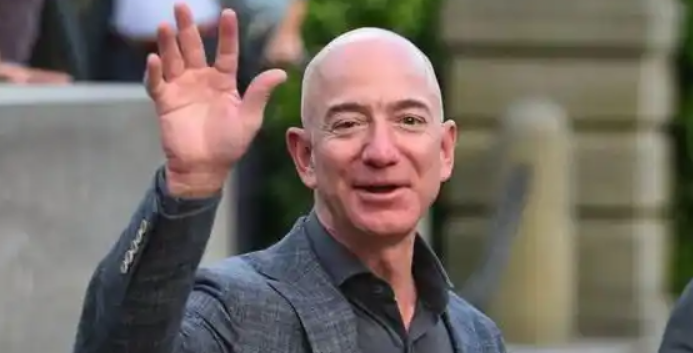 消息人士：特朗普上周在白宫会见了亚马逊创始