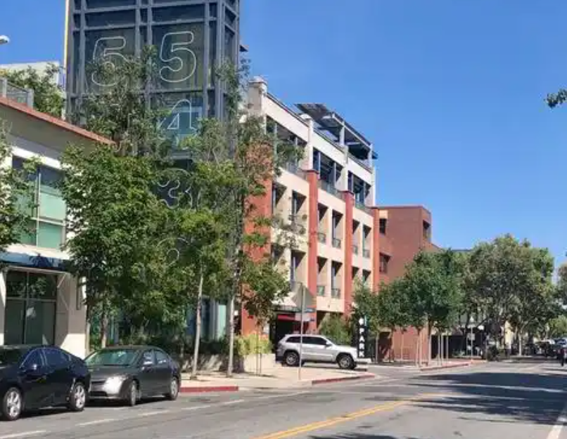 Palo Alto宣布33.5亿美元收购Chronosphere,加强AI产品